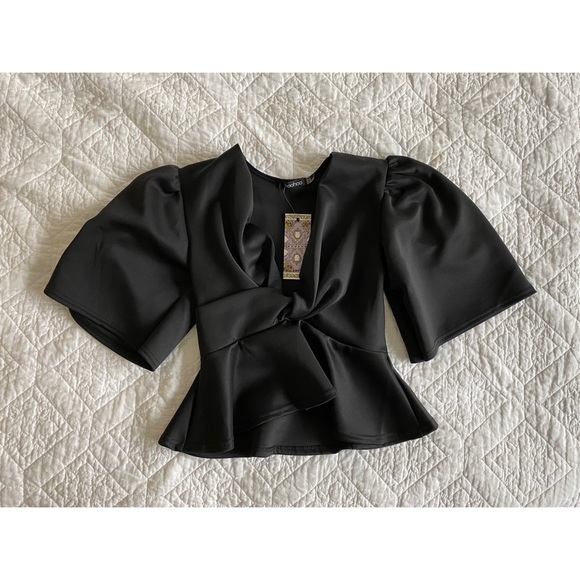 Boohoo Tops - Wrap Front Puff Sleeve Top